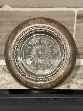 Vintage Round Glass Mid Century Trinket Dish 3.2” x .74”